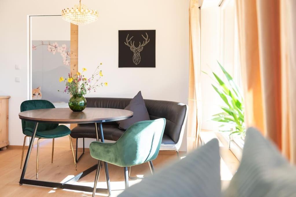 Exklusives Design-Apartment & Sauna Warngau Exteriör bild