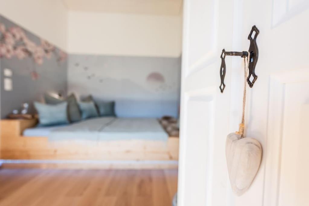 Exklusives Design-Apartment & Sauna Warngau Exteriör bild