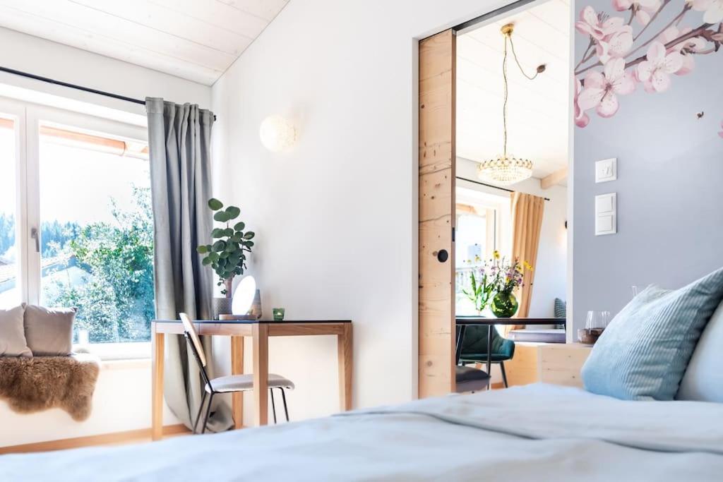 Exklusives Design-Apartment & Sauna Warngau Exteriör bild